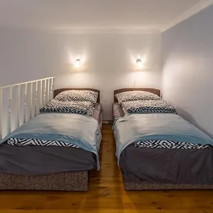 Lovely 1 Bedroom Flat With Central Location Apartment
