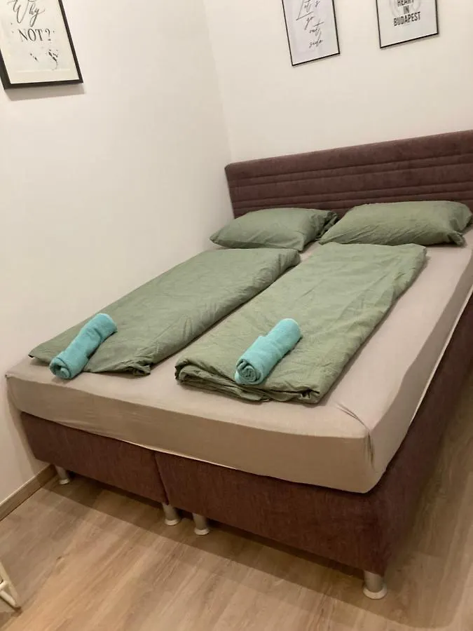 Roland Apartment Downtown - Korut Budapest