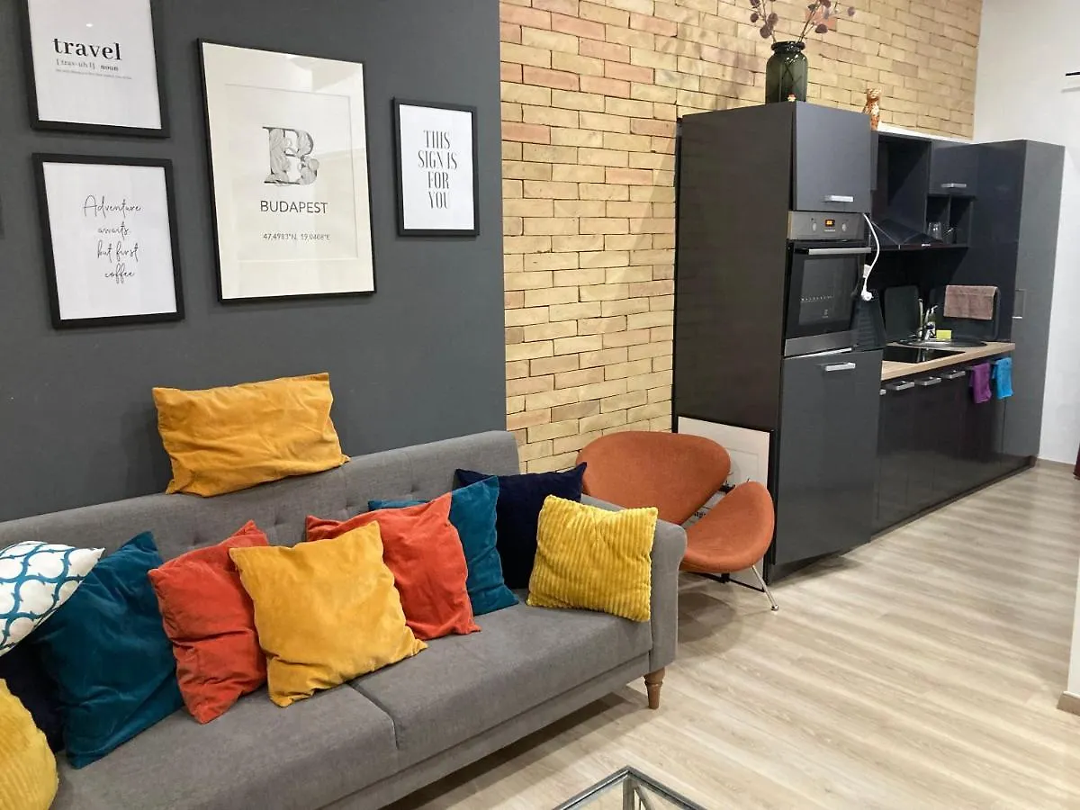 Roland Apartment Downtown - Korut Budapest