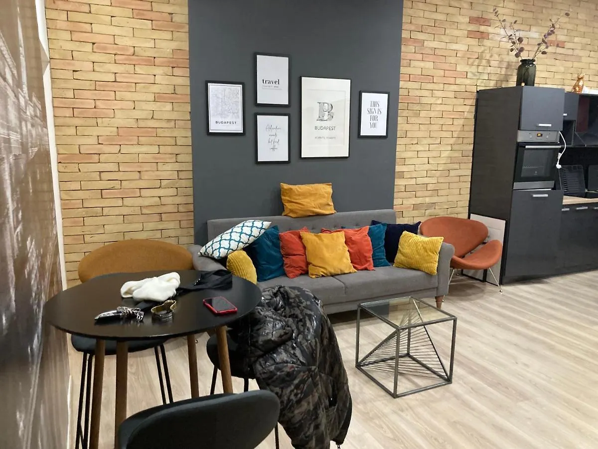 Roland Apartment Downtown - Korut Budapest